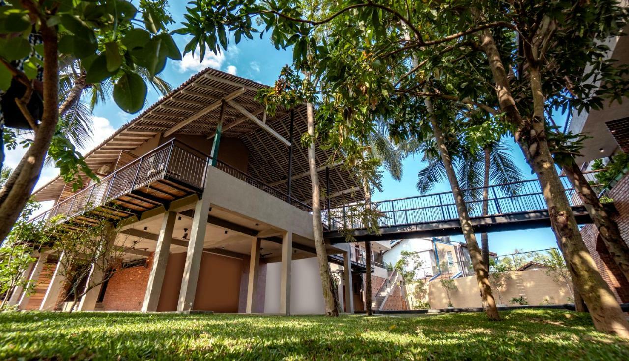 Ayur Ayur Resort & Ayurveda Retreat Негомбо Экстерьер фото